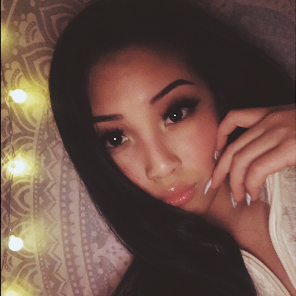 Meet your Posher, Lea